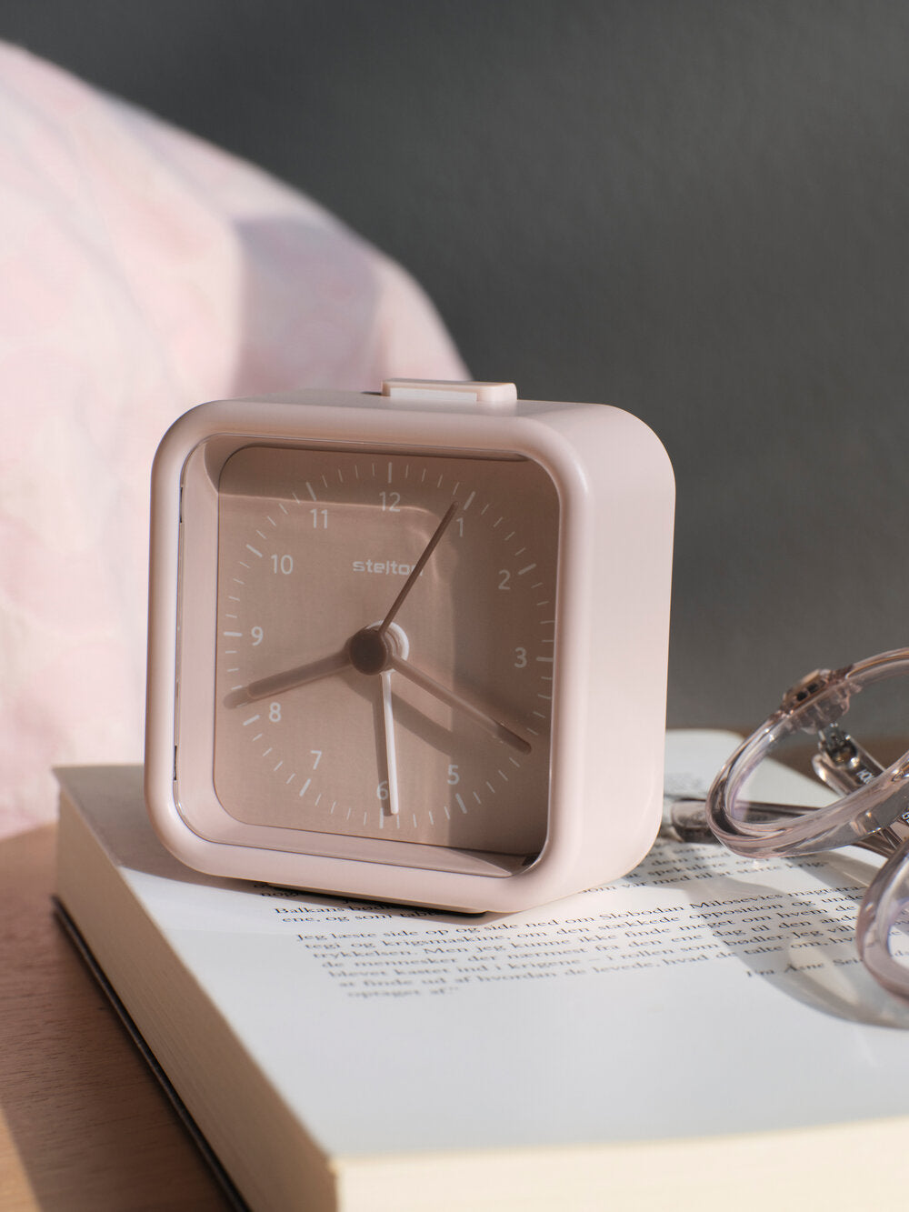 Okiru vækkeur - rosa